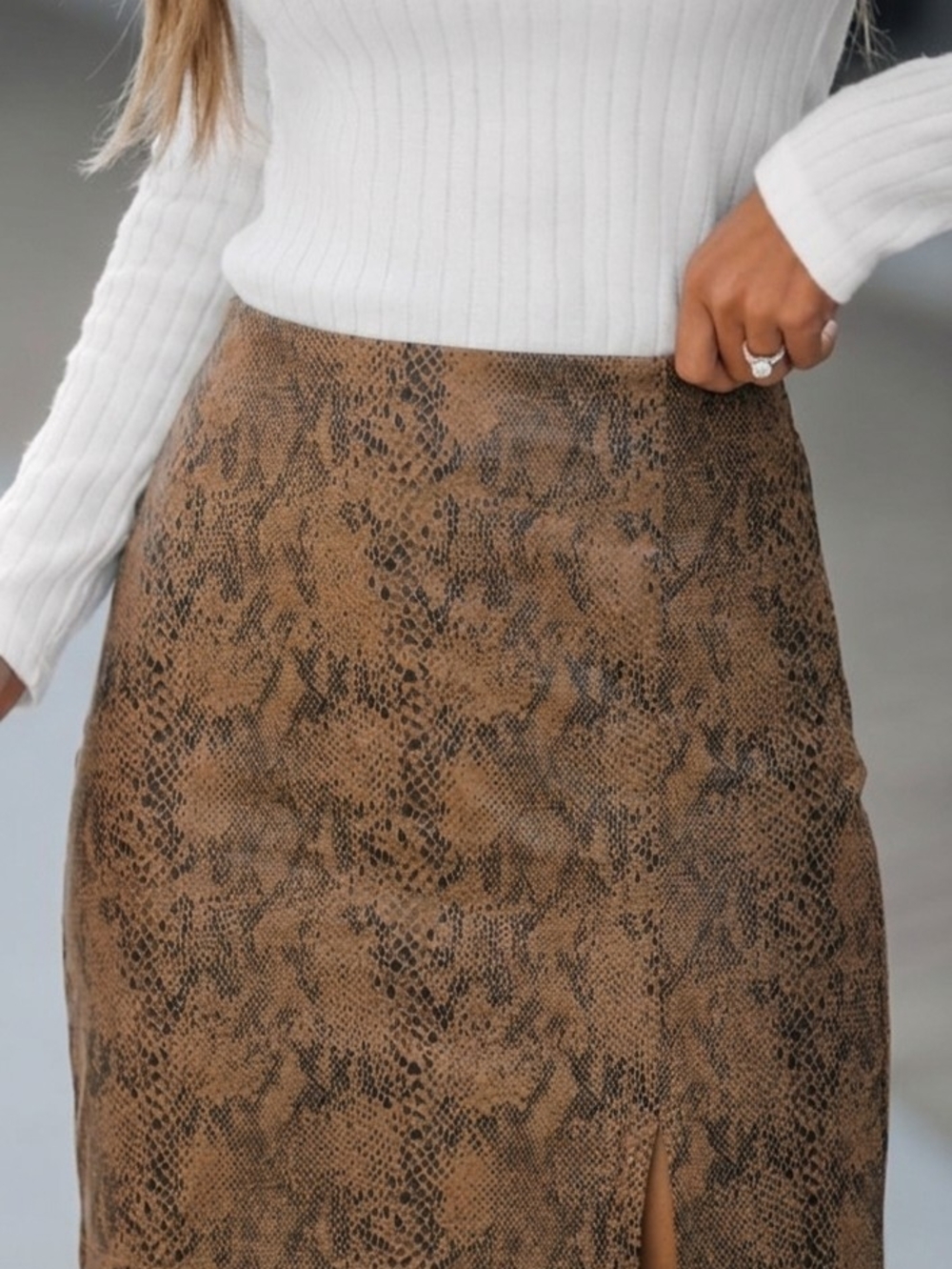 Gianni Bini Brown Snake-Prin Skirt